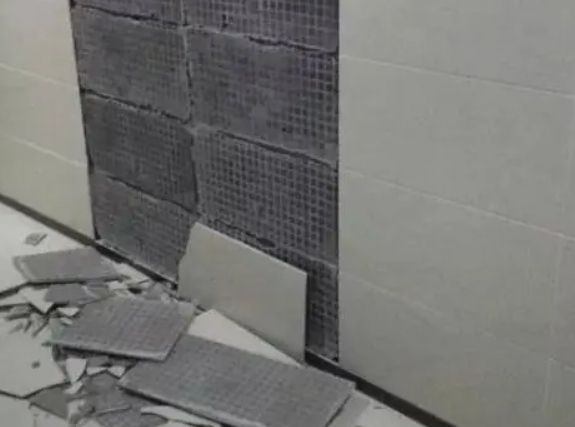 南谯瓷砖空鼓维修公司分享下南谯墙砖松动维修的知识